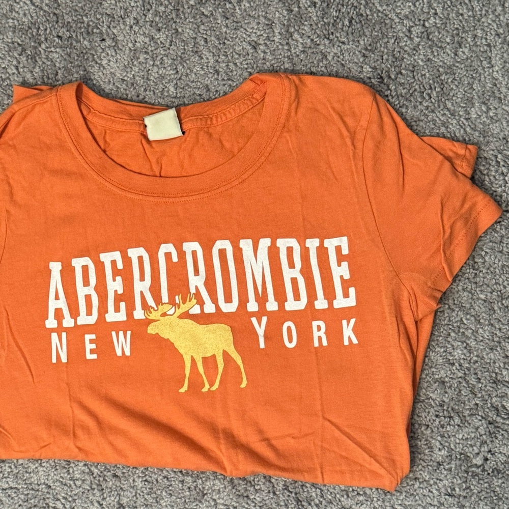 Abercrombie Juniors XL, orange t-shirt. Like new condition